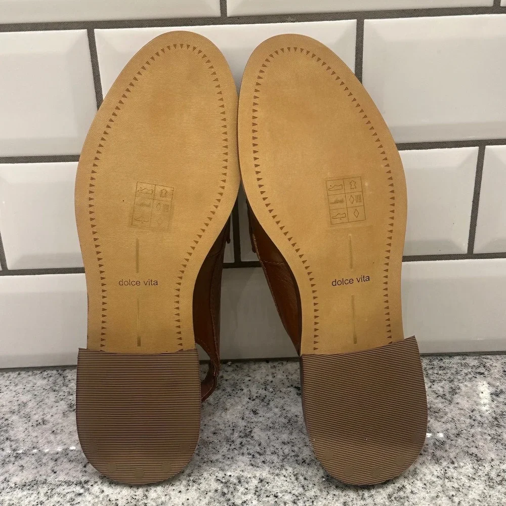 Dolce Vita Womens 6 Slingback Loafers Cognac Leather Buckle Preppy Dark Academia